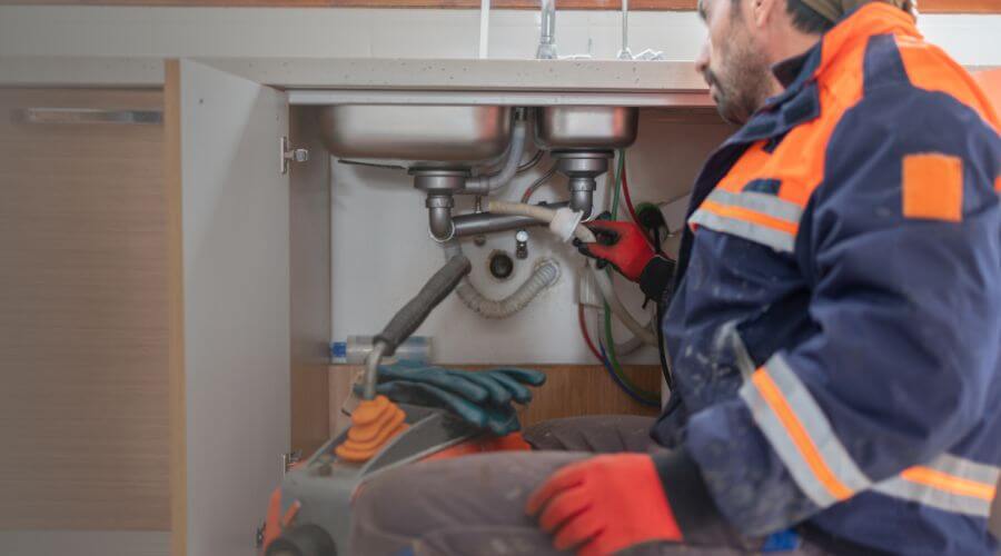 Local tankless water heater installation in Stout, IA